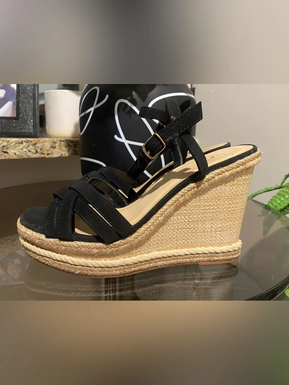 Cute!! Women’s Black Strappy Espadrille Wedge Sandals with Ankle Strap - Sz 8